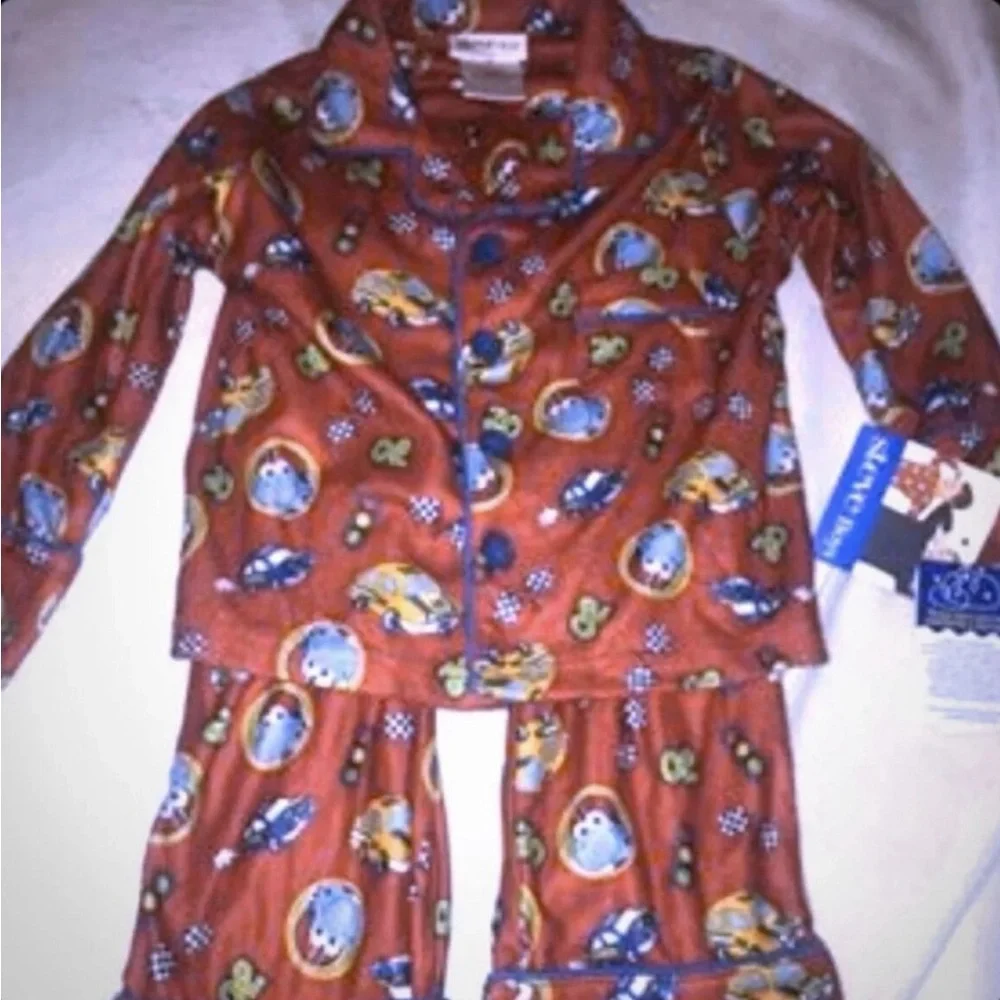 New Baby & Toddler Boy Size 2T Red Button Up 2-Piece Car Pajama Set